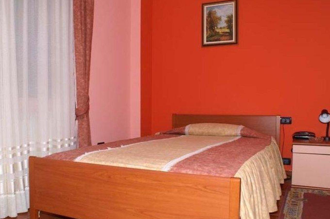 Art Hotel Nirvana Тирана Екстериор снимка