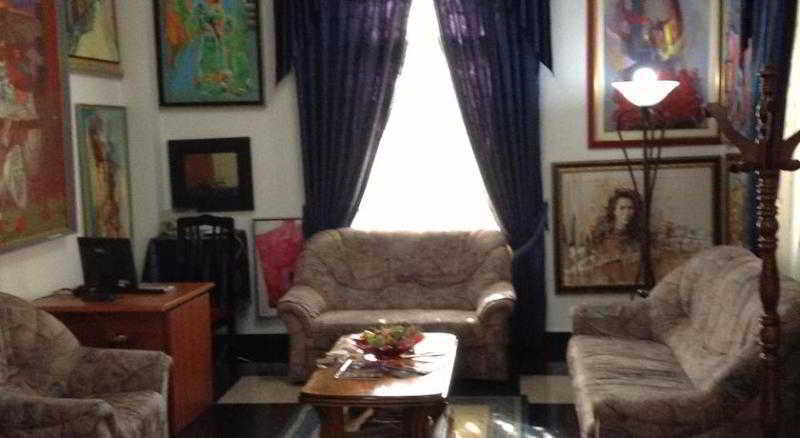 Art Hotel Nirvana Тирана Екстериор снимка